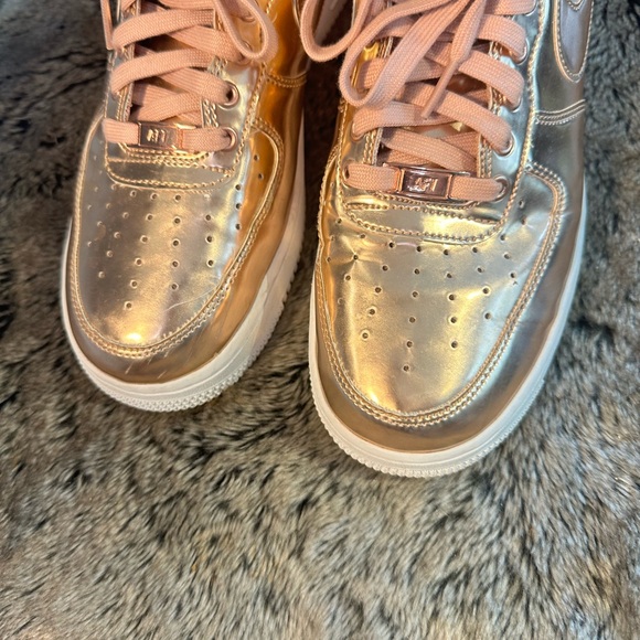 Nike Air Force 1 SP Metallic Rose Gold Sneakers, Size 11.5 - Picture 10 of 12